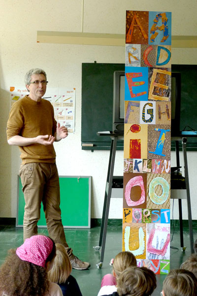 présentation de l'alphabet de l'école